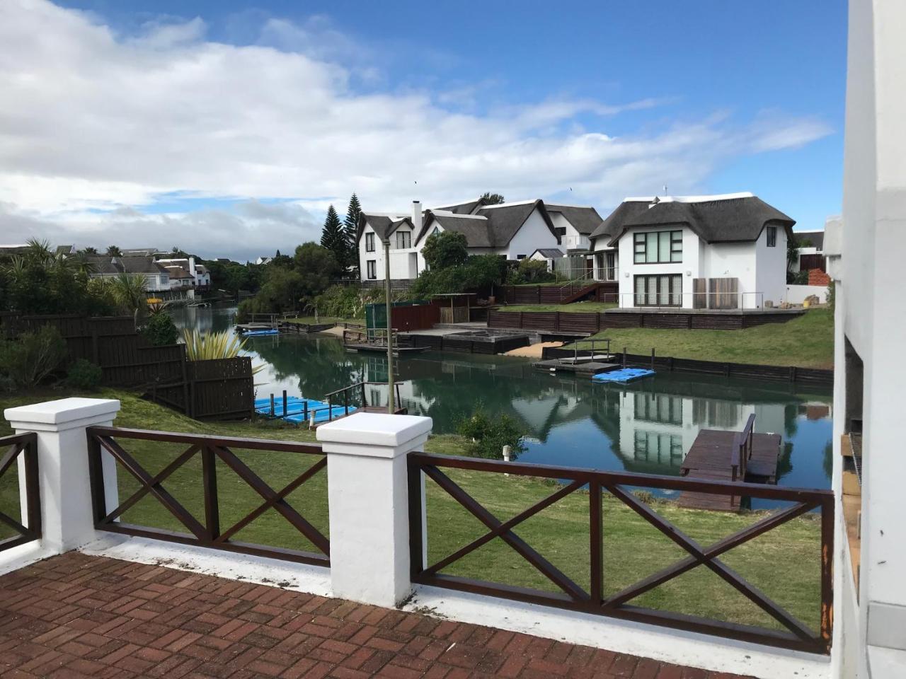 Thatch House On The Canals Villa St Francis Bay Exterior foto